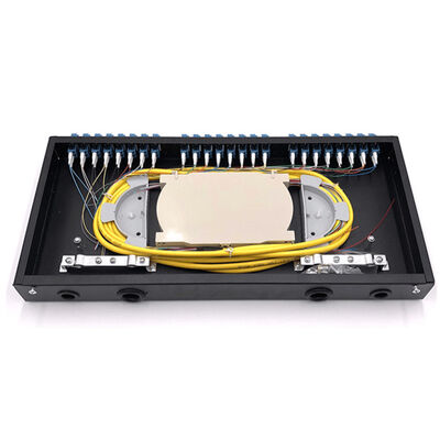 1U Raf Montajlı Yama Paneli Fiber Optik 19" 24 Çekirdekli SC LC, Ekleme Tepsileri ile