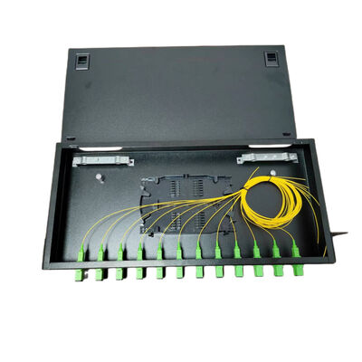 12 Bağlantı Noktalı Fiber Bağlantı Paneli ODF 1U Fiber Optik Terminal Kutusu SC Pigtail Adaptörü