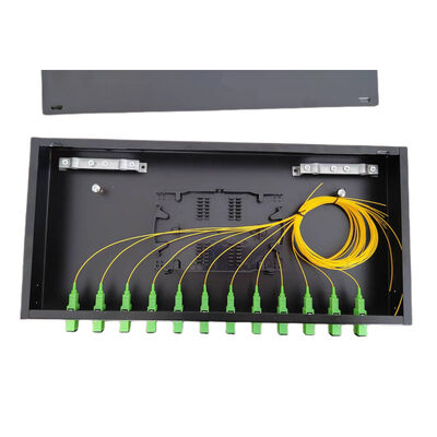 12 Bağlantı Noktalı Fiber Bağlantı Paneli ODF 1U Fiber Optik Terminal Kutusu SC Pigtail Adaptörü